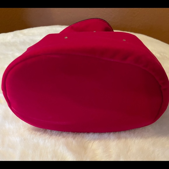 Victoria’s Secret Hot Pink Velvet Mini Bucket Bag with Scattered Rhinestones - Picture 5 of 11